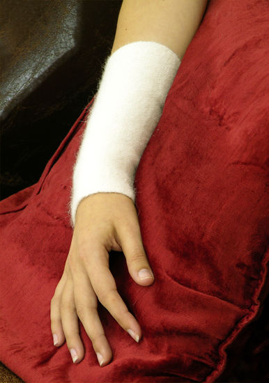 Picture of Angora Wrist Warmer