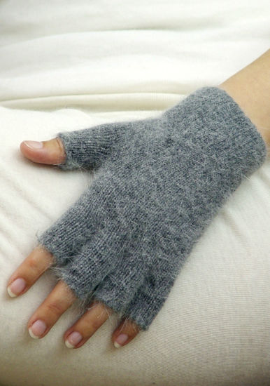 Picture of Angora Gloves Open Fingers